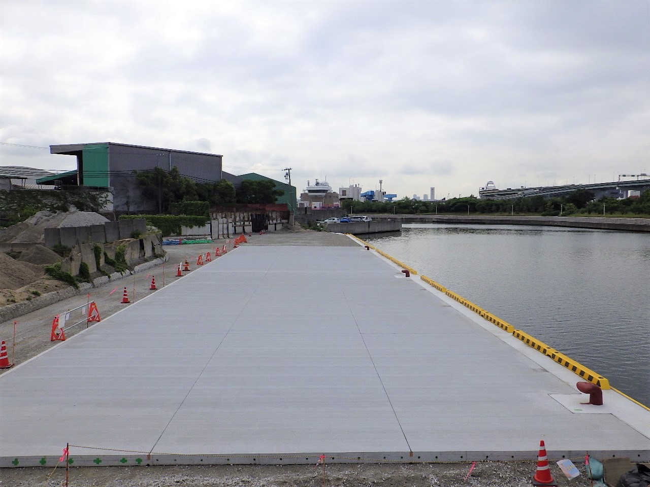 尼崎西宮芦屋港鶴町物揚場改築工事元請請